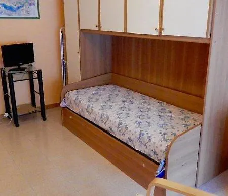 N177 - Numana, Trilocale In Centro Con Posto Auto Apartamento *